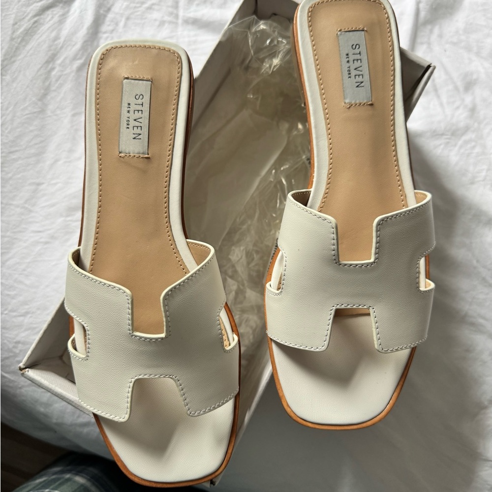 Steve Madden Cream Sandals with H-Cut Design